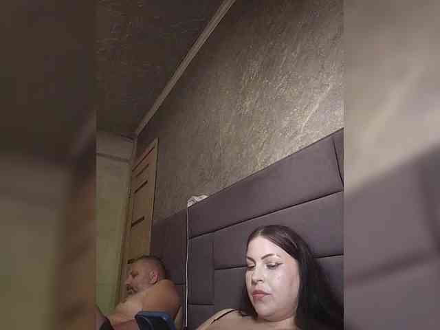 Cleopatra1990 webcam