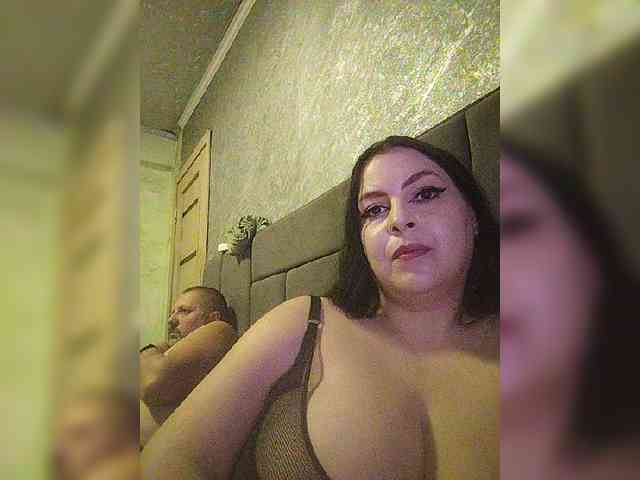 Cleopatra1990 webcam