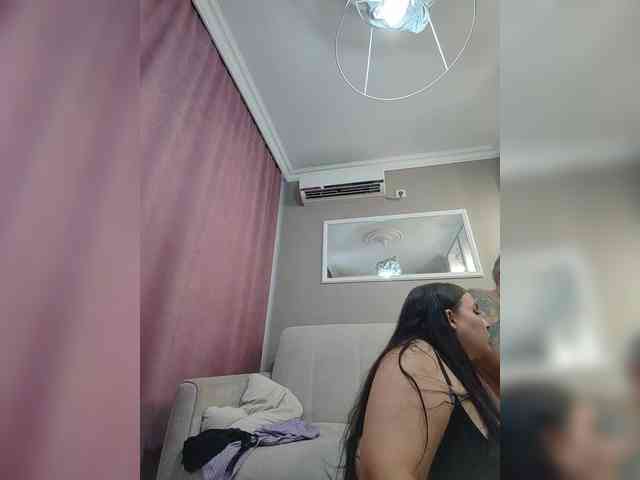 Cleopatra1990 webcam