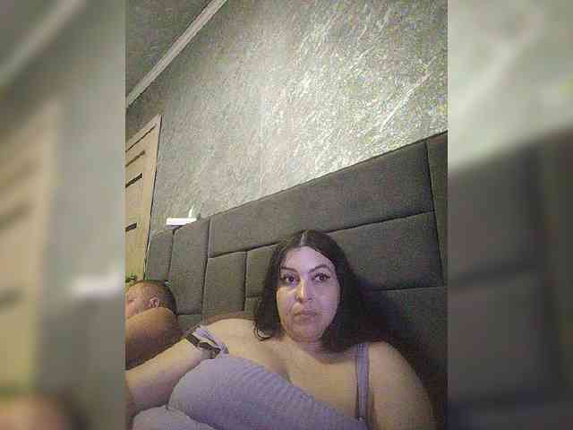 Cleopatra1990 webcam