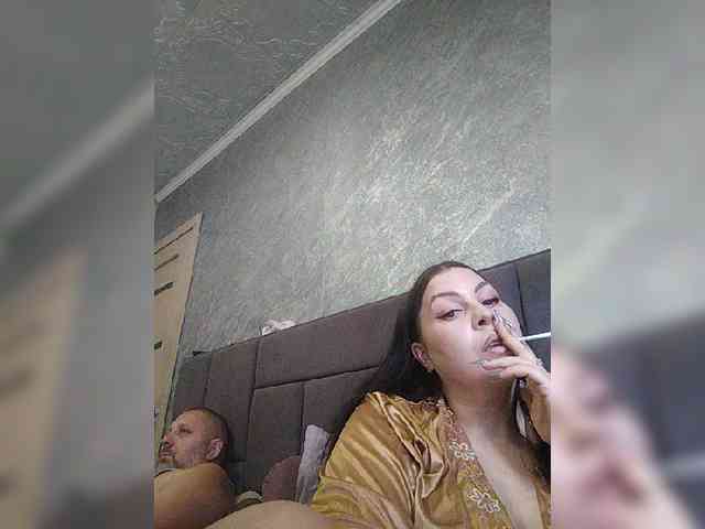 Cleopatra1990 webcam