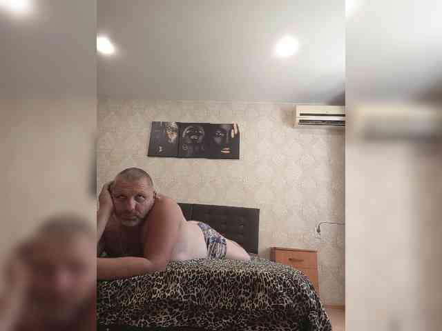 Cleopatra1990 webcam