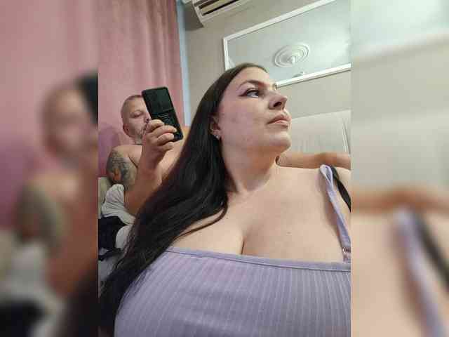 Cleopatra1990 webcam