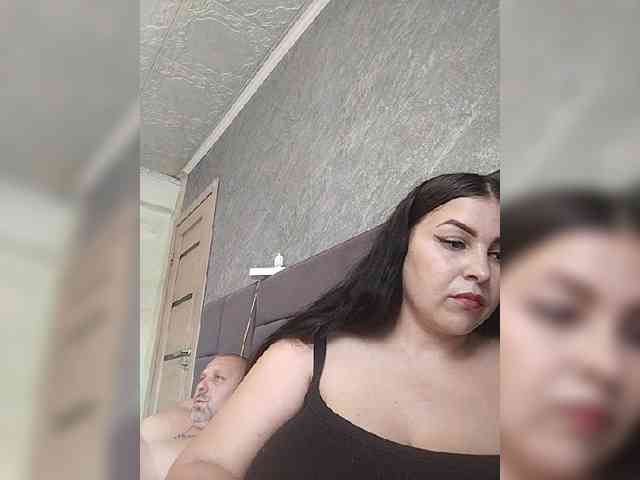 Cleopatra1990 webcam
