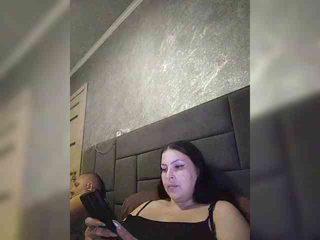 Cleopatra1990 webcam