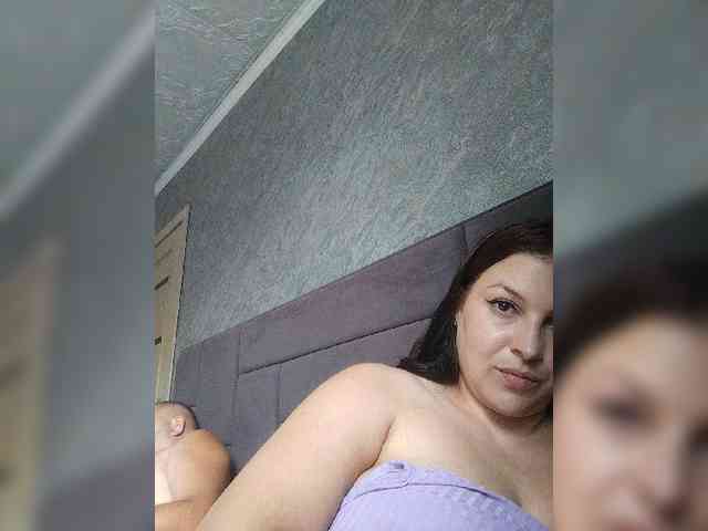 Cleopatra1990 webcam