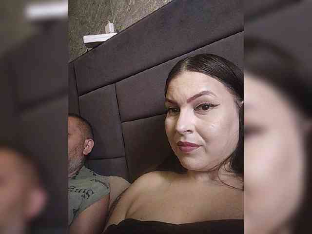 Cleopatra1990 webcam