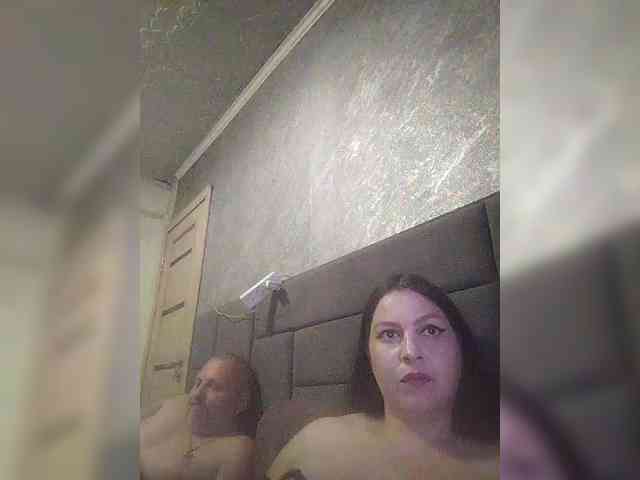 Cleopatra1990 webcam