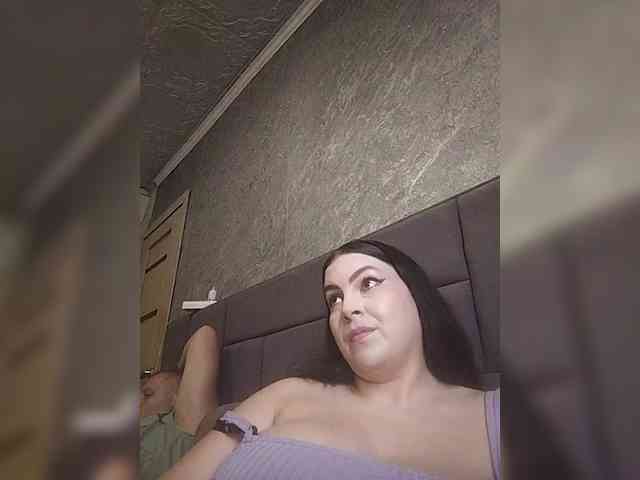 Cleopatra1990 webcam