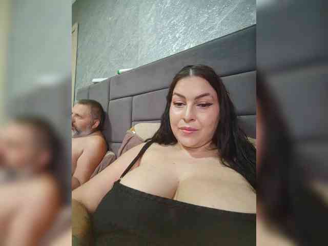 Cleopatra1990 webcam