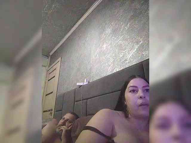 Cleopatra1990 webcam