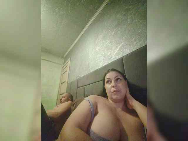 Cleopatra1990 webcam