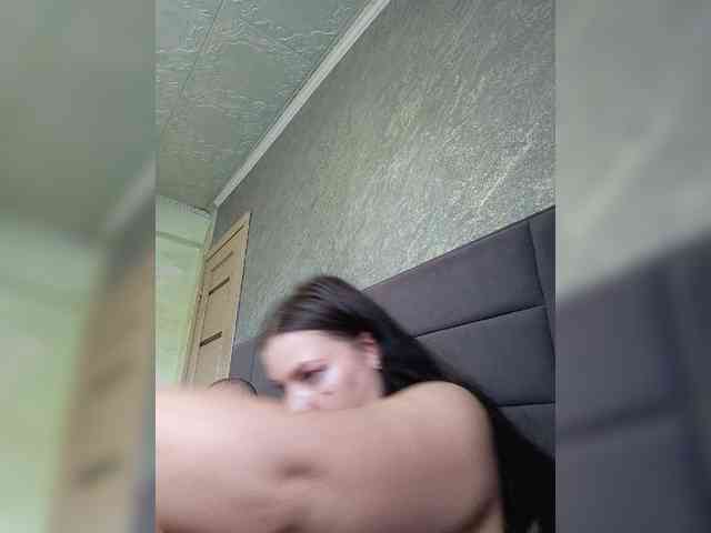 Cleopatra1990 webcam