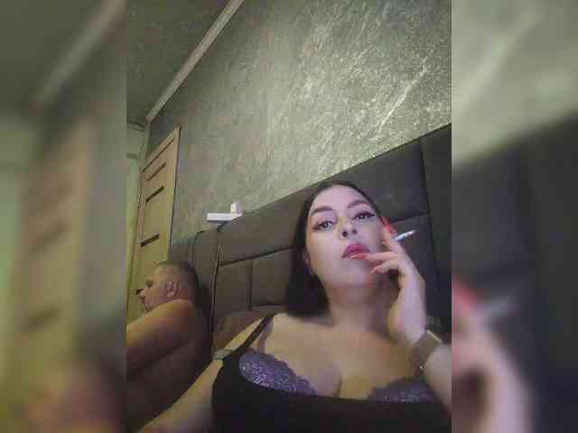 Cleopatra1990 webcam