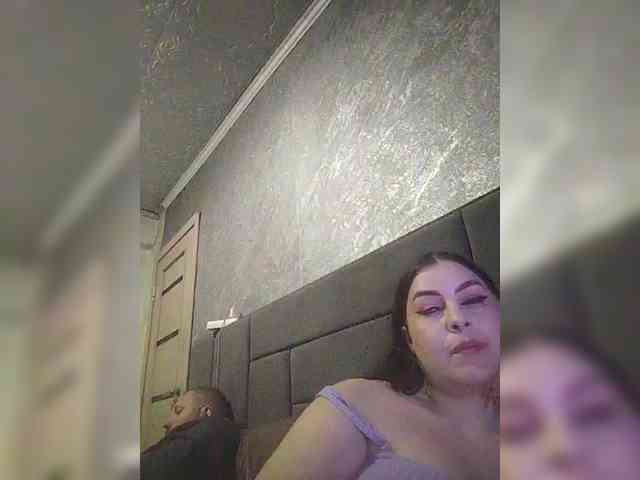 Cleopatra1990 webcam