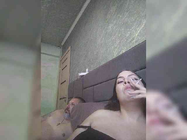 Cleopatra1990 webcam