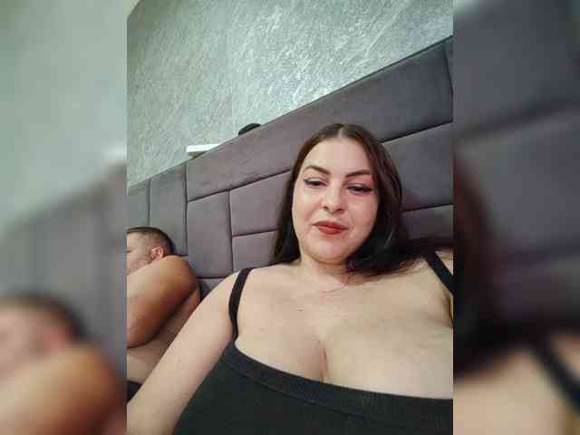 Cleopatra1990 webcam