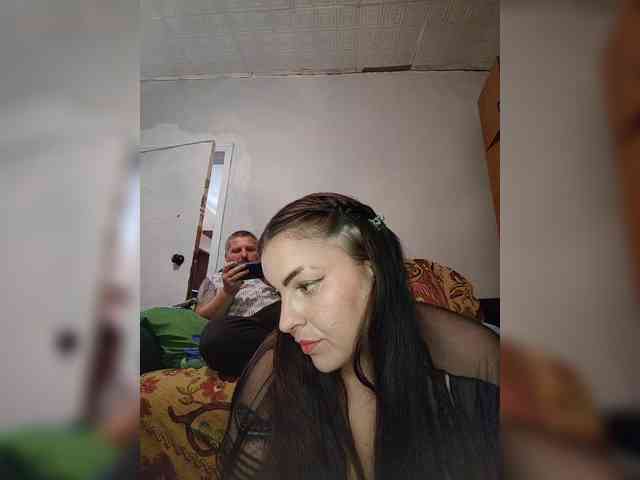 Cleopatra1990 webcam