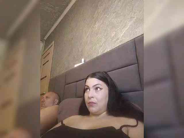 Cleopatra1990 webcam