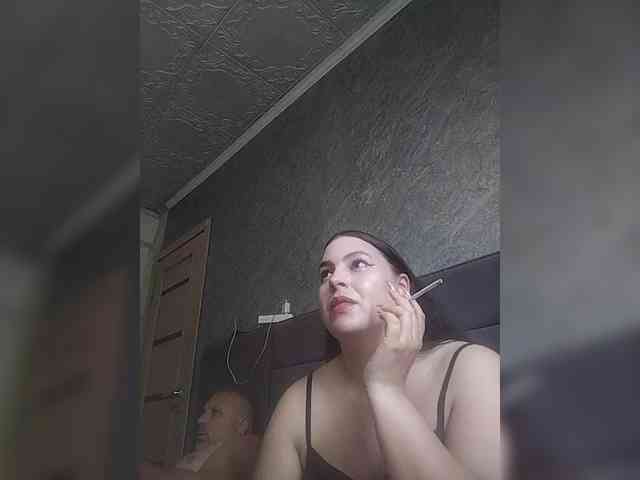 Cleopatra1990 webcam