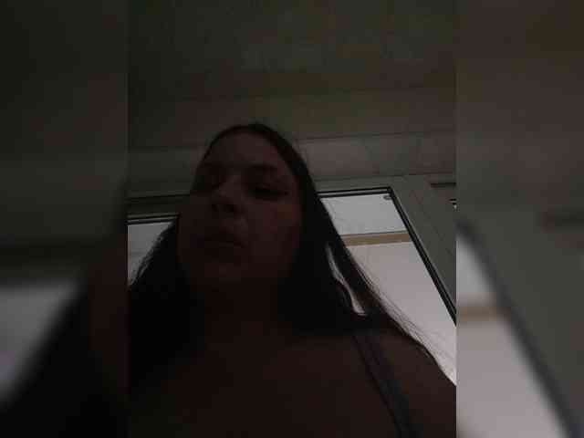 Cleopatra1990 webcam