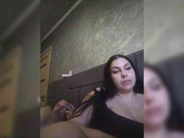 Cleopatra1990 webcam