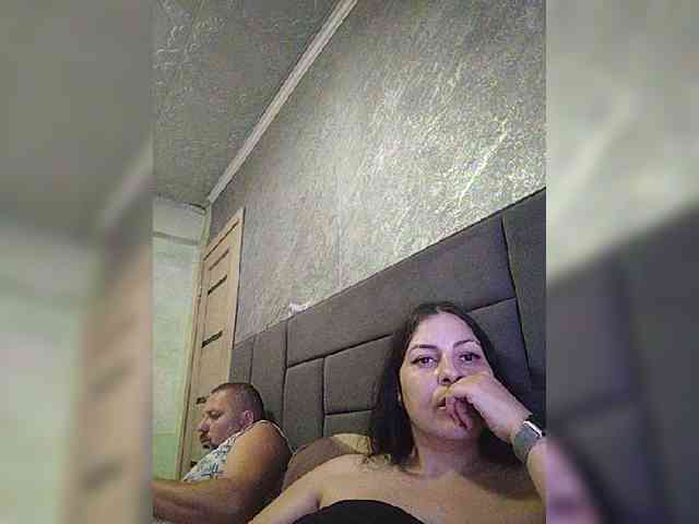 Cleopatra1990 webcam