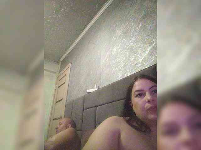 Cleopatra1990 webcam