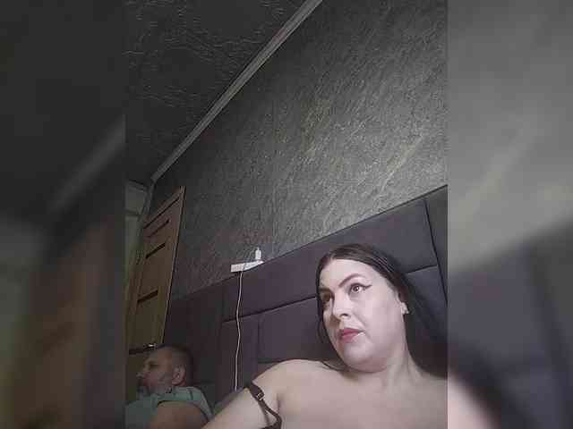 Cleopatra1990 webcam