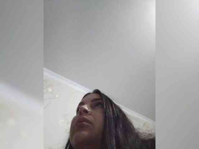 Cleopatra1990 webcam