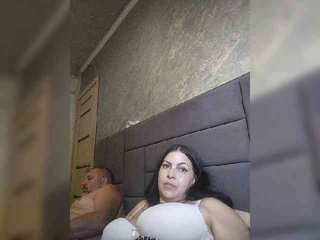Cleopatra1990 webcam