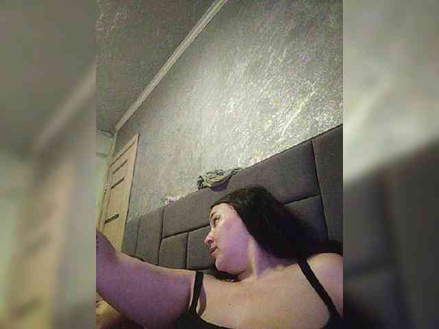 Cleopatra1990 webcam