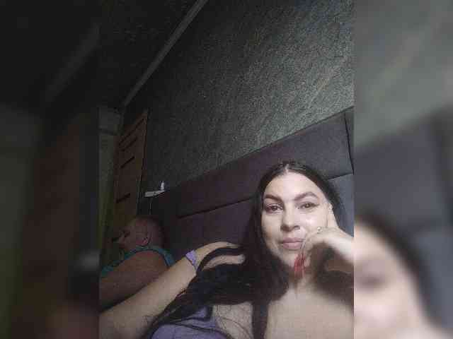 Cleopatra1990 webcam