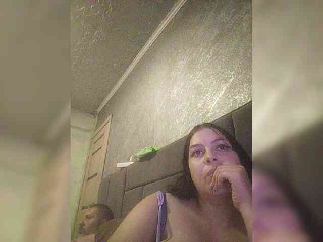 Cleopatra1990 webcam
