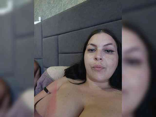 kissmabont Sex Cam Show