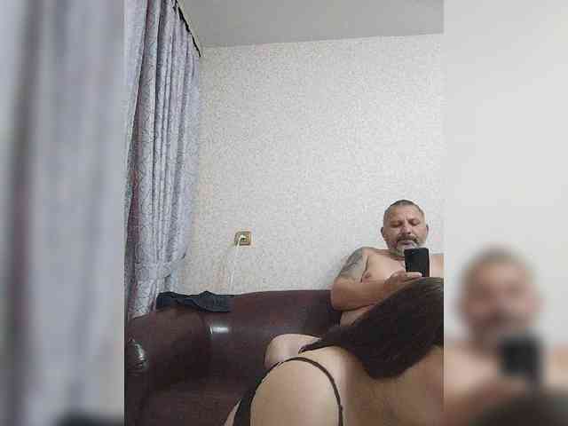 Cleopatra1990 webcam