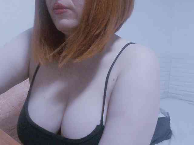 CrazyMary777 webcam