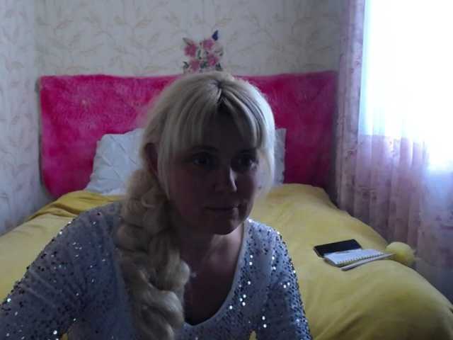 milkmilkee live sex show