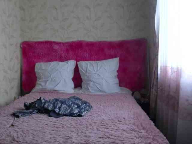 YoungMistress webcam