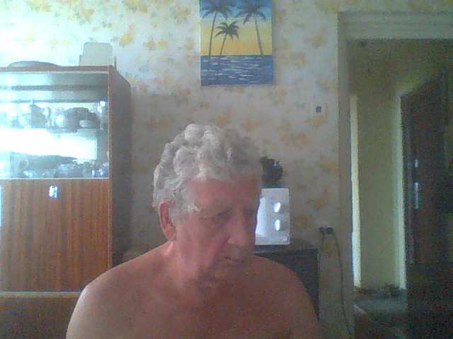 Vikttimmm, 51 y/o - Live Cam on BongaCams
