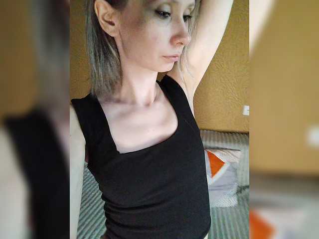 prettyKris live cam on BongaCams