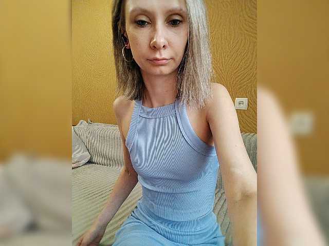 -Christina- live cam preview