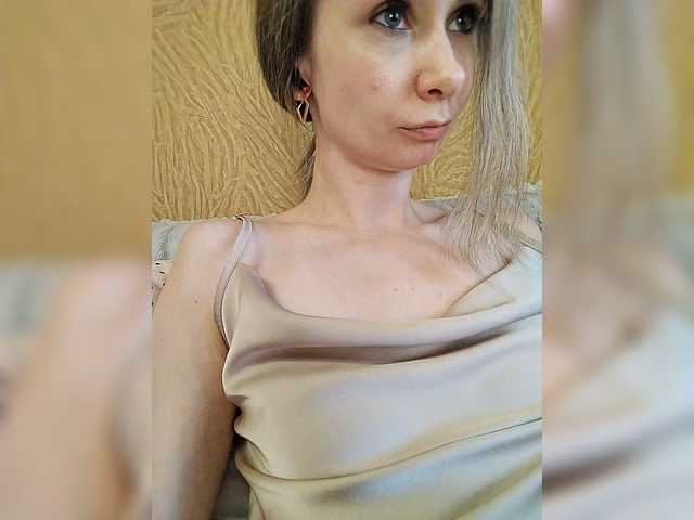 prettyKris live cam on BongaCams