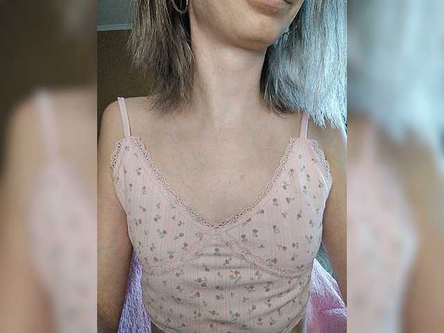 prettyKris live cam on BongaCams