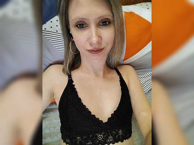 prettyKris live cam