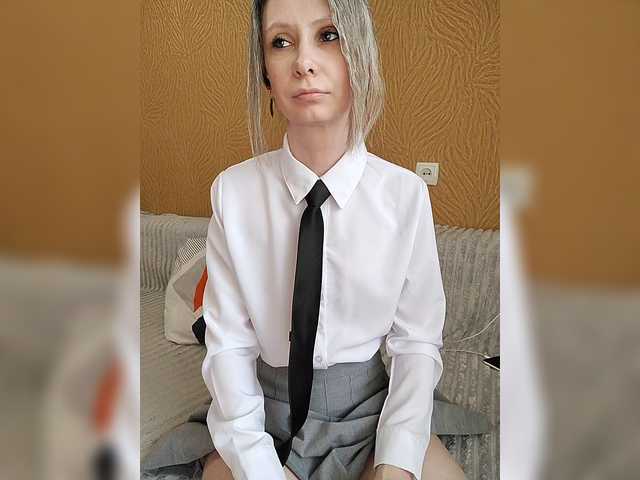 prettyKris live cam on BongaCams