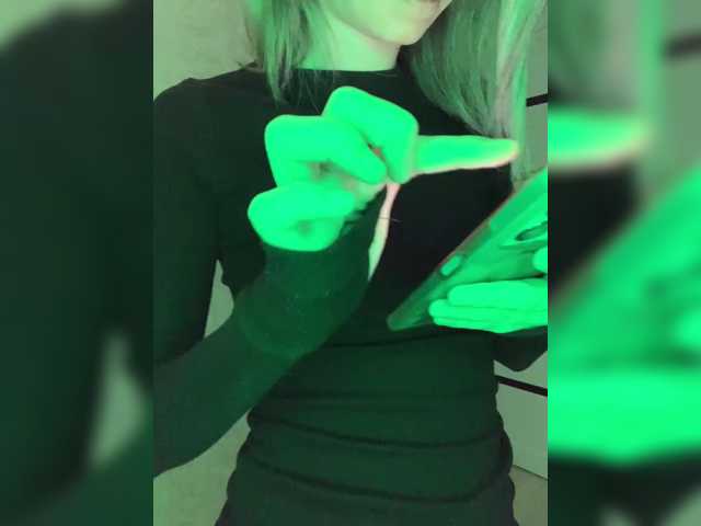 prettyKris live cam on BongaCams