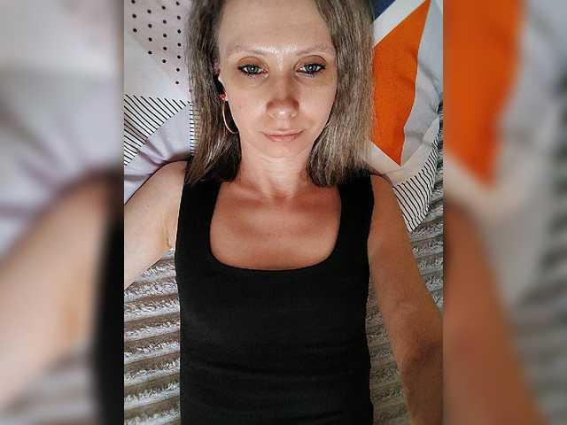 prettyKris live cam on BongaCams