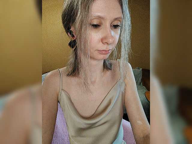 prettyKris live cam on BongaCams