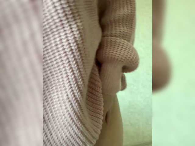 -Christina- live cam